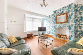Memory Lane - beautifully renovated house close to motorway networks